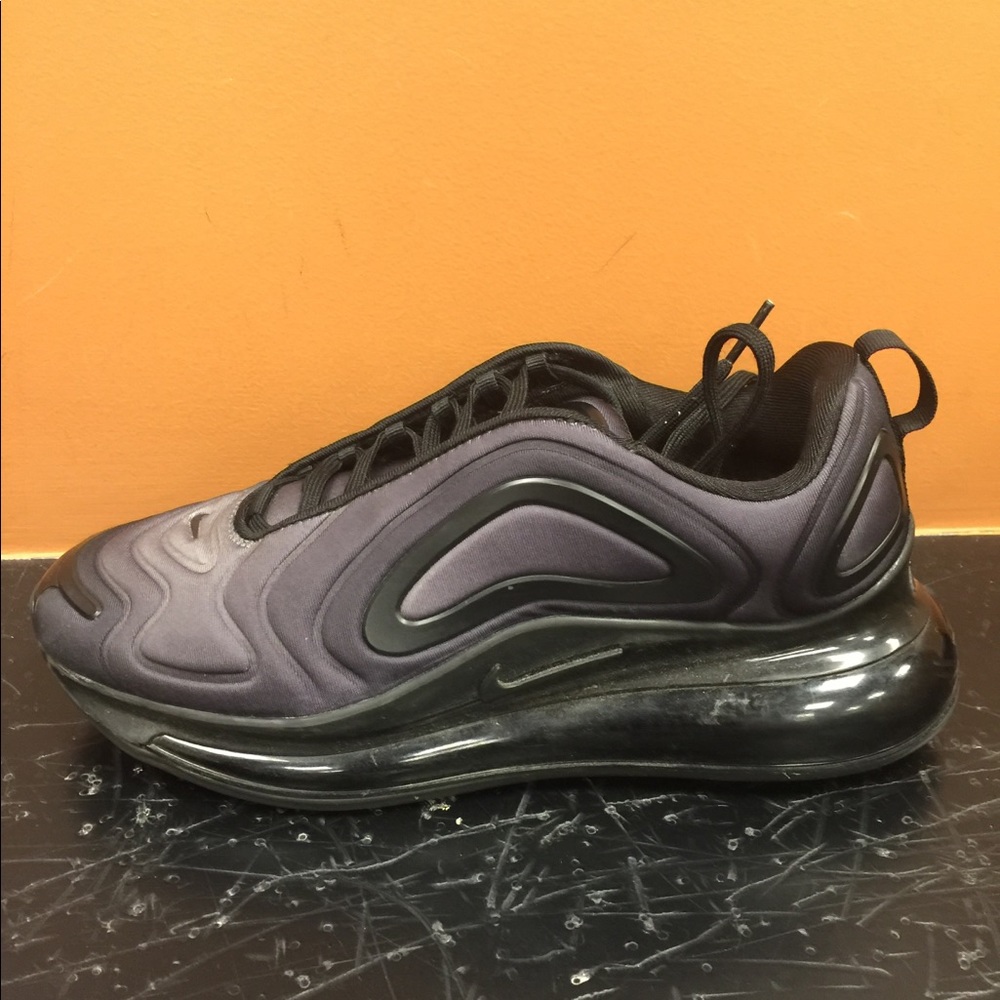 Nike Air Max 720 - Woman